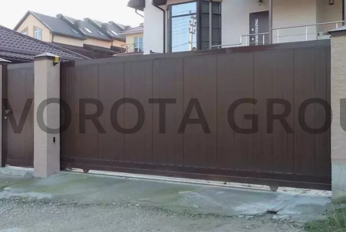 Механические откатные ворота с сендвич-панелями 1500х3100